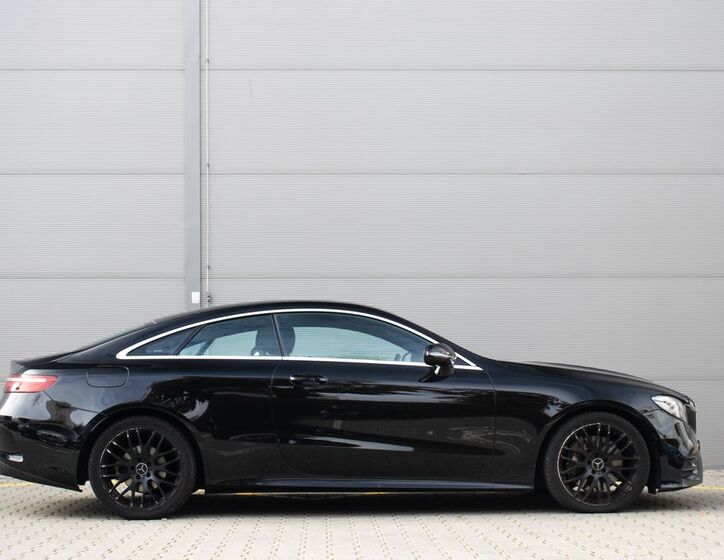 Mercedes-Benz Třídy E 4