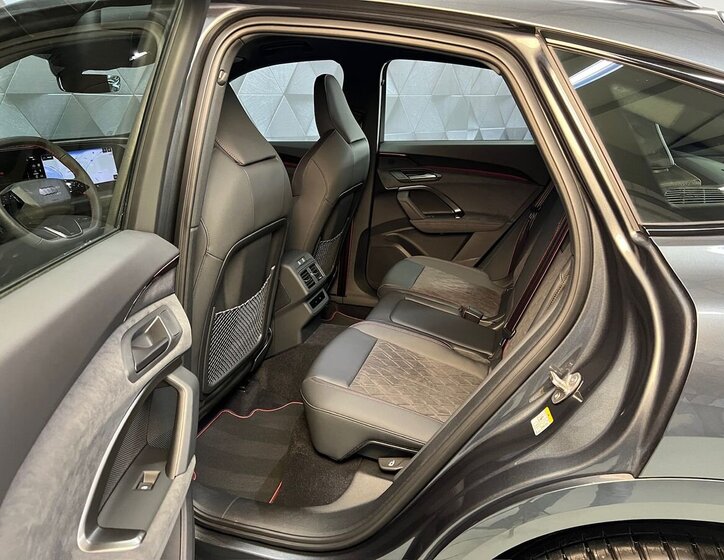 Audi Q5 SUV 2,0 l 150 kw