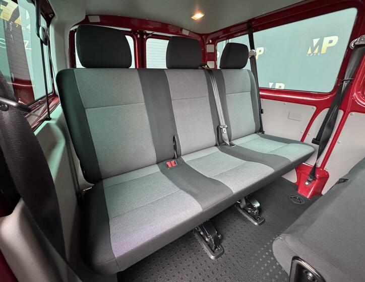 Volkswagen Transporter 21