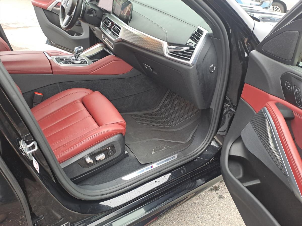 BMW X6 SUV 3,0 l 210 kw