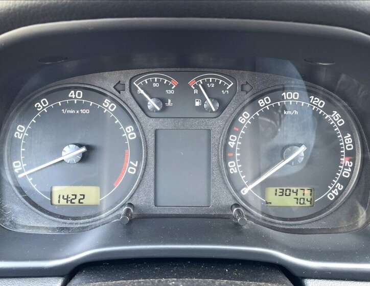 Škoda Octavia Sedan / Limuzína 1,6 l 75 kw