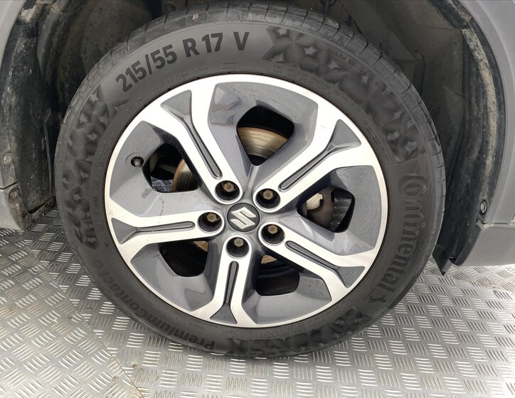Suzuki Vitara SUV 1,6 l 88 kw