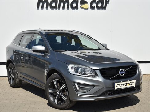 Volvo XC60 SUV / Terénní 2,0 l 225 kw