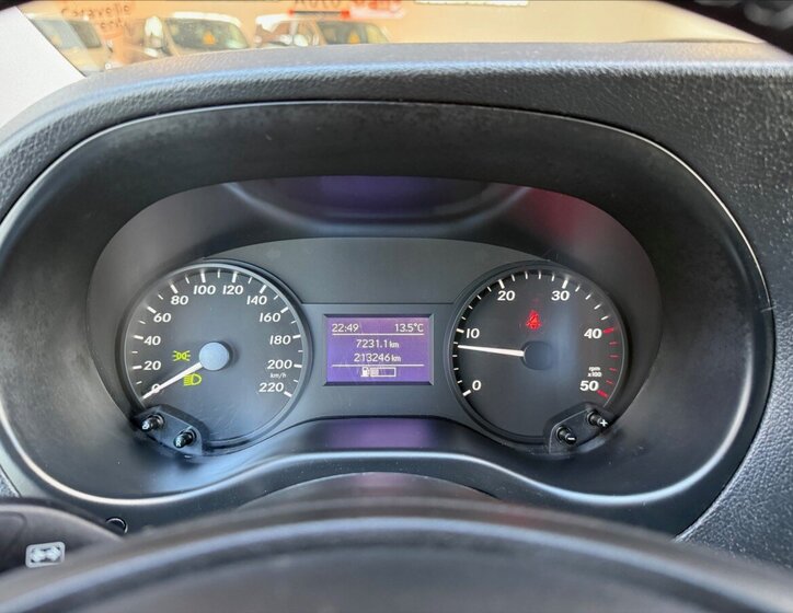 Mercedes-Benz Vito 16
