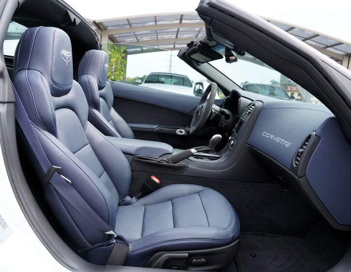 Chevrolet Corvette 37