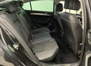 Volkswagen Passat Sedan 1,5 l 110 kw