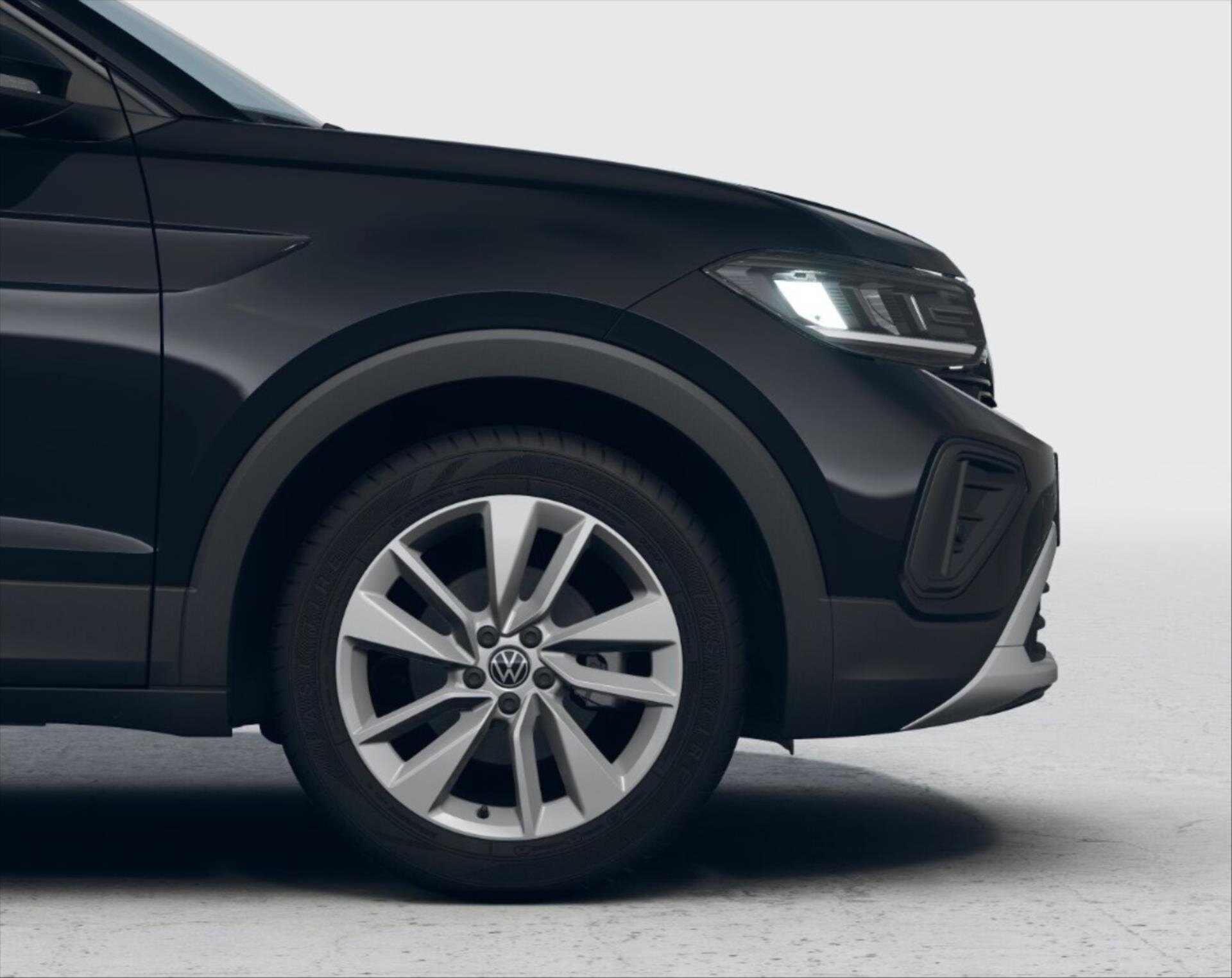 Volkswagen T-Cross CUV / Crossover 999,0 70 kw