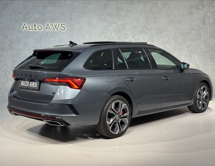 Škoda Octavia Kombi 1,4 l 180 kw