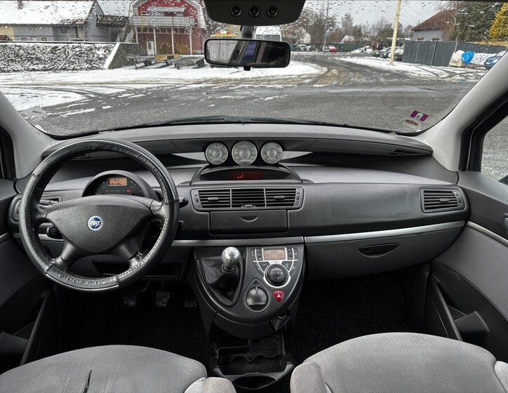 Fiat Ulysse MPV 2,0 l 100 kw