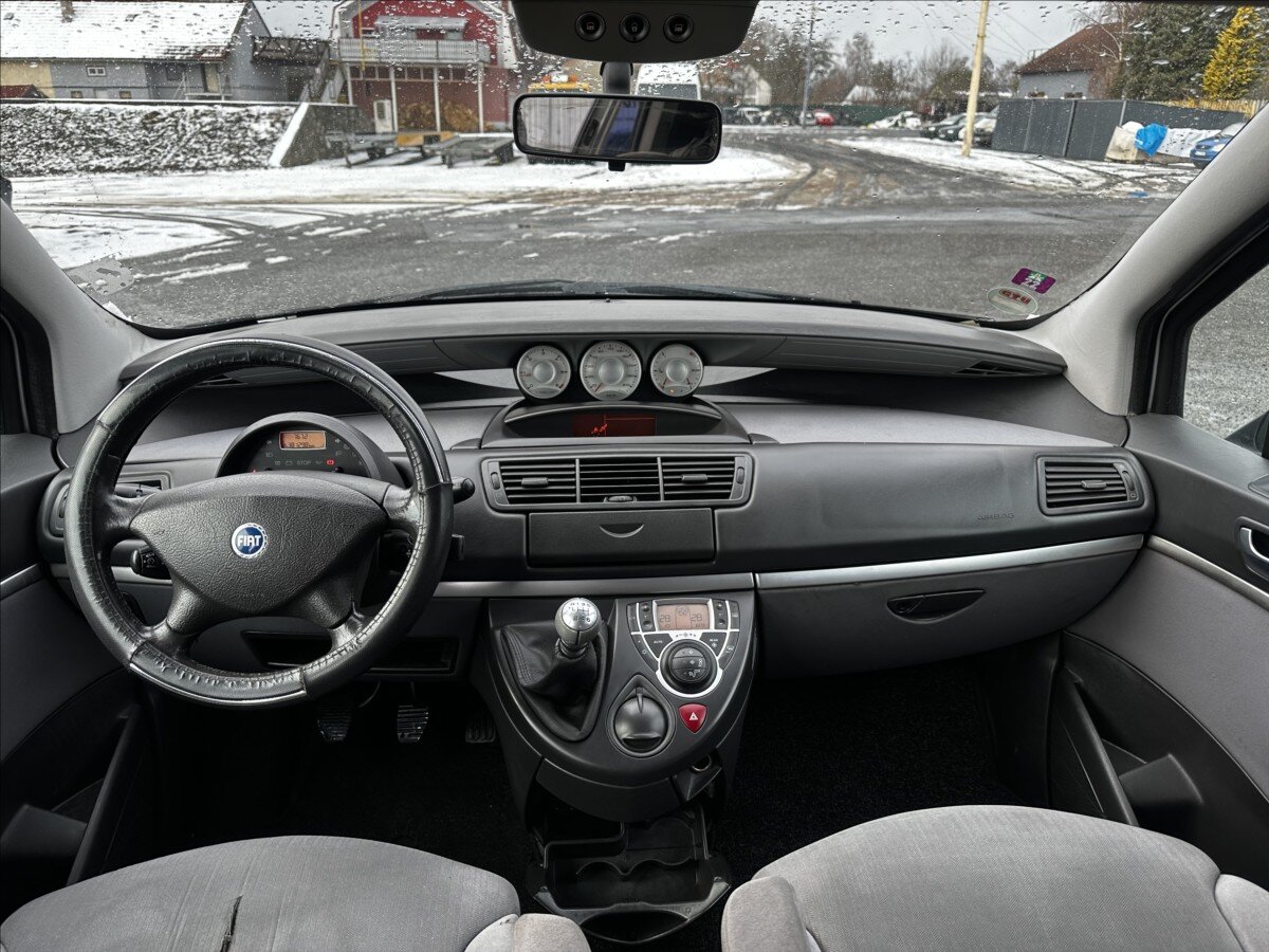 Fiat Ulysse MPV 2,0 l 100 kw