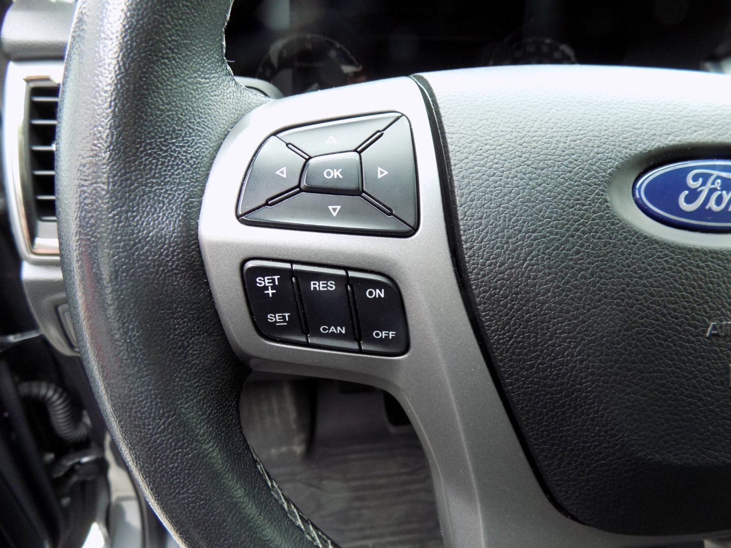 Ford Ranger SUV / Terénní 2,3 l 201 kw