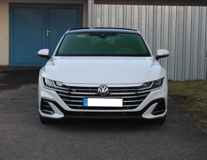 Volkswagen Arteon Liftback 2,0 l 147 kw