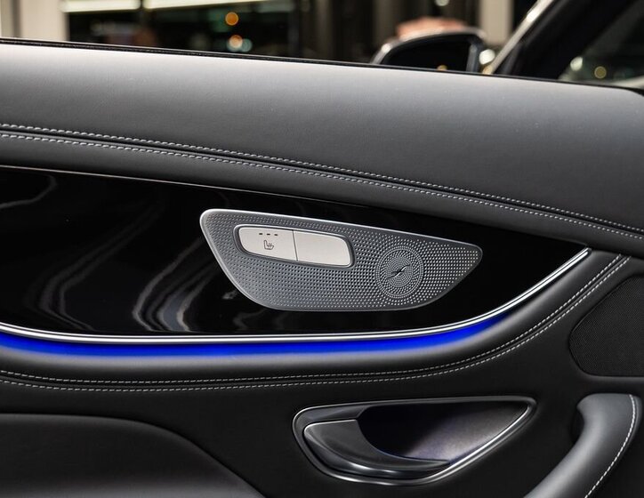 Mercedes-Benz AMG GT SUV / Terénní 4,0 l 430 kw