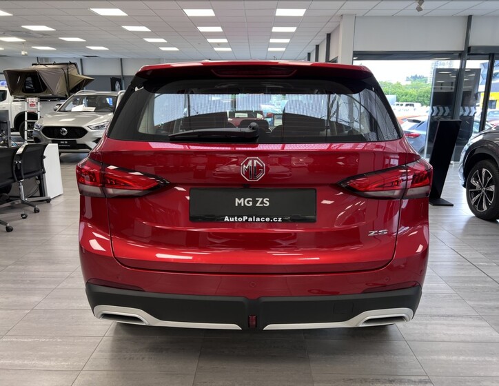 MG ZS 5