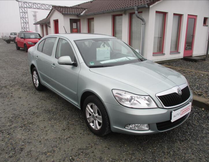 Škoda Octavia 1