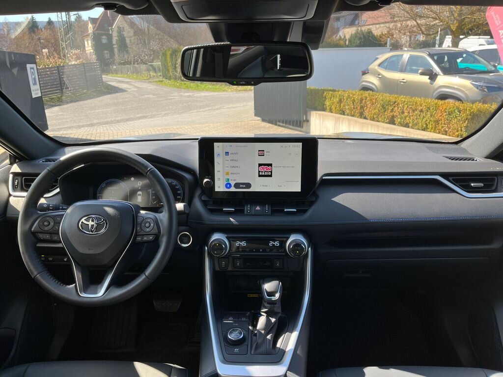 Toyota RAV4 SUV / Terénní 2,5 l 131 kw