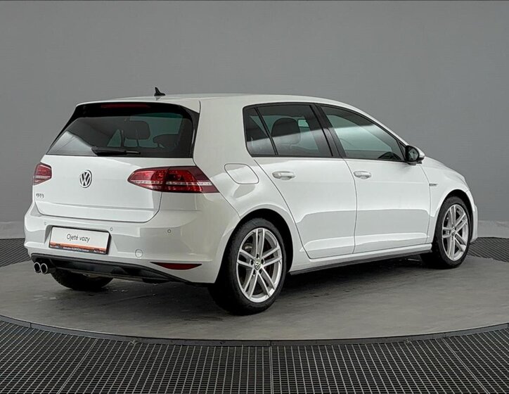 Volkswagen Golf Hatchback 2,0 l 135 kw