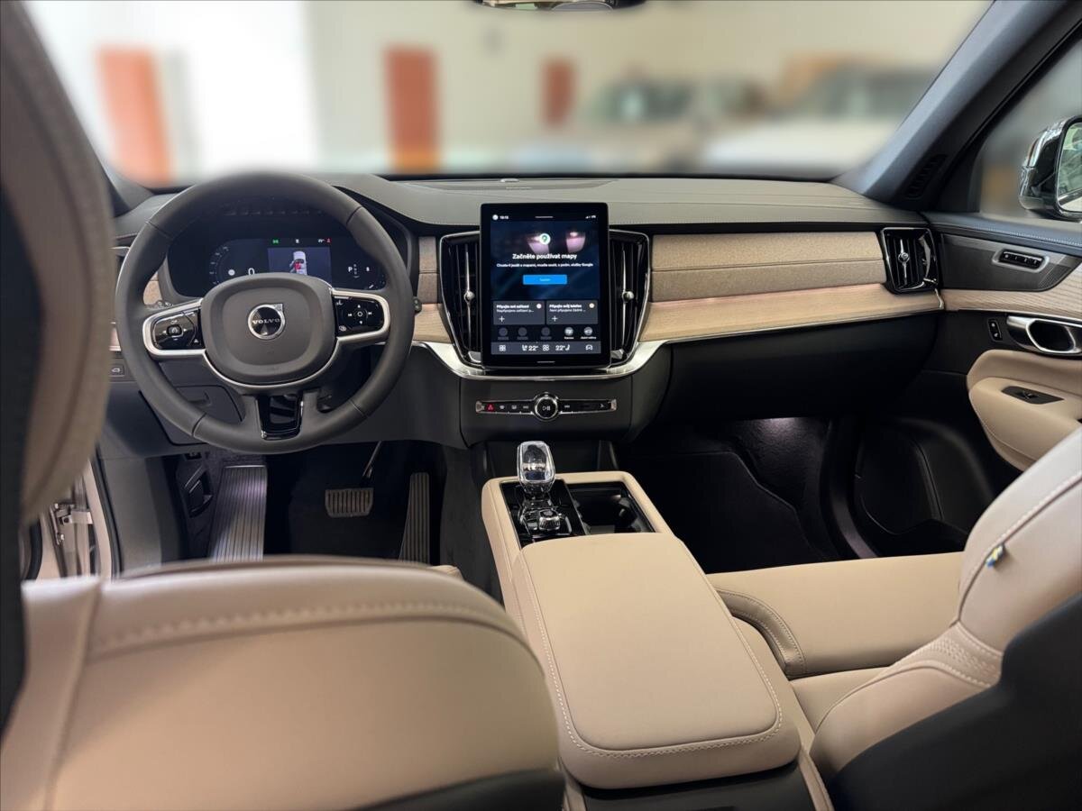 Volvo XC90 SUV 2,0 l 184 kw