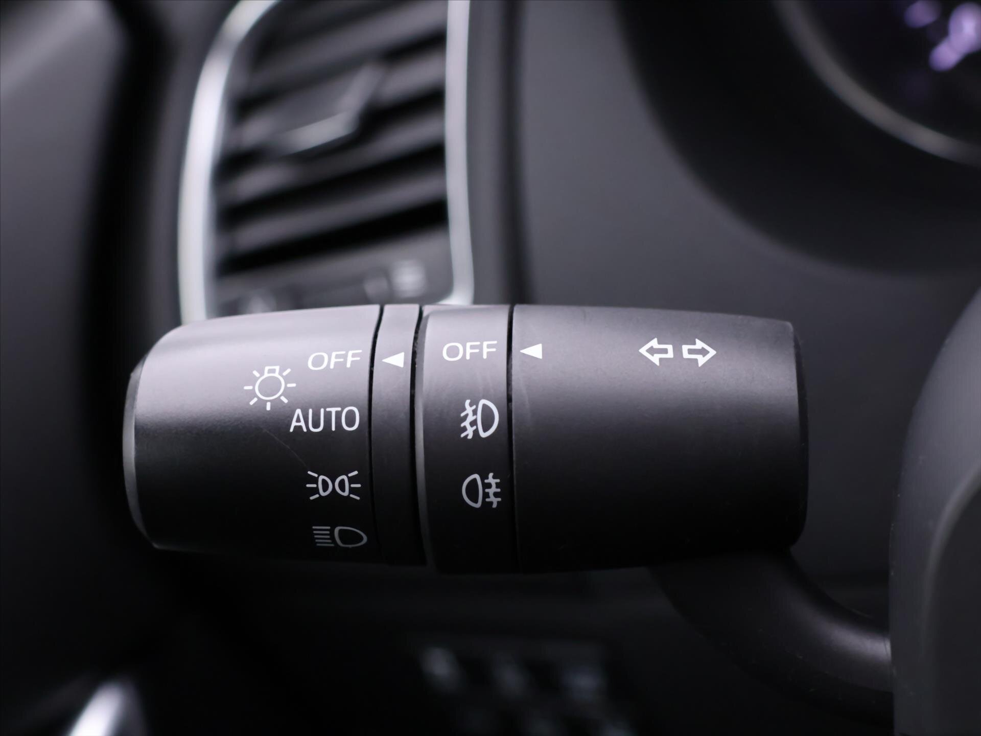 Mazda 6 Kombi 2,0 l 121 kw