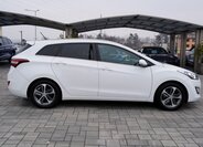 Hyundai i30 Kombi 1,6 l 99 kw