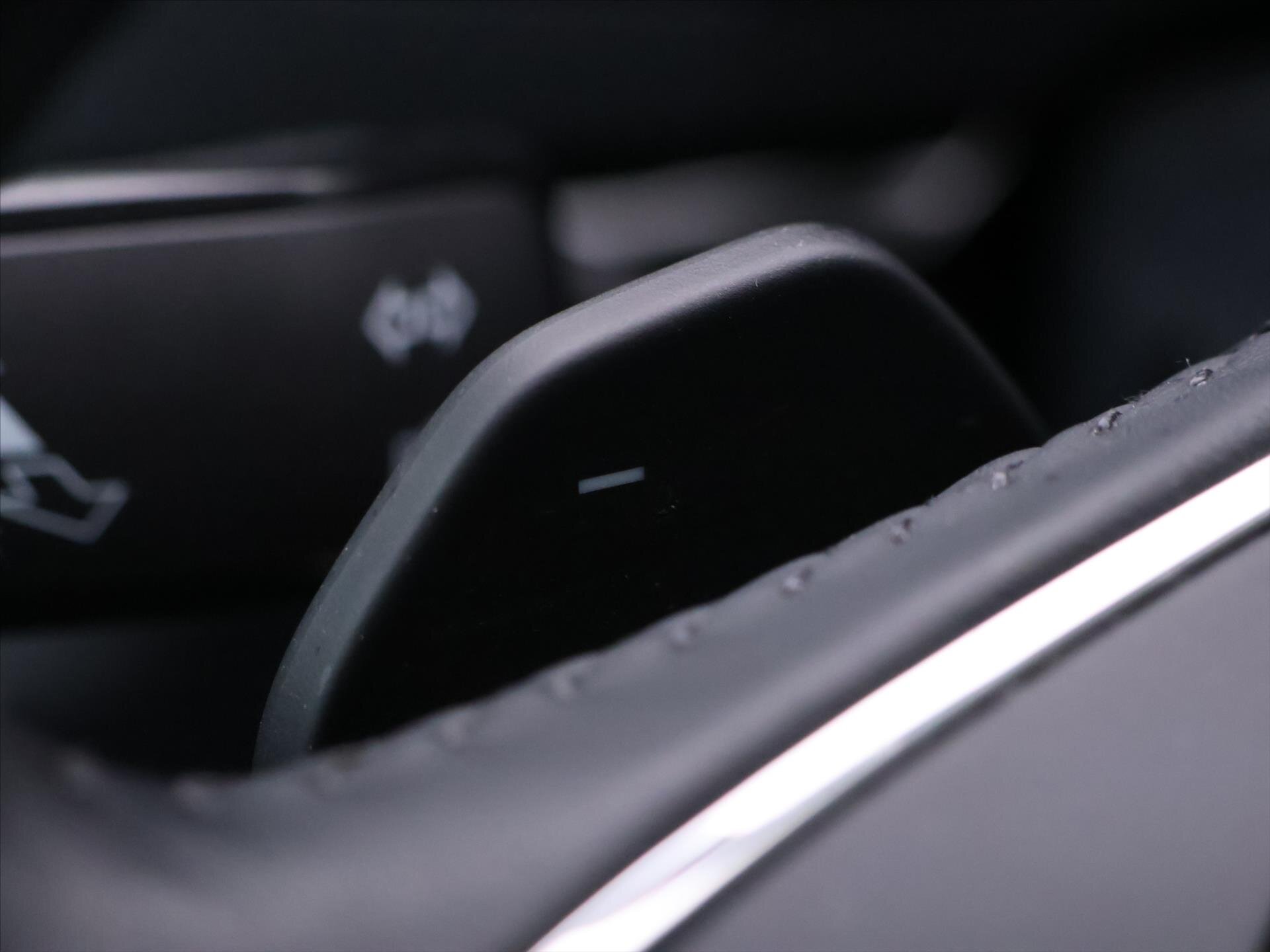 Škoda Karoq SUV / Terénní 2,0 l 85 kw