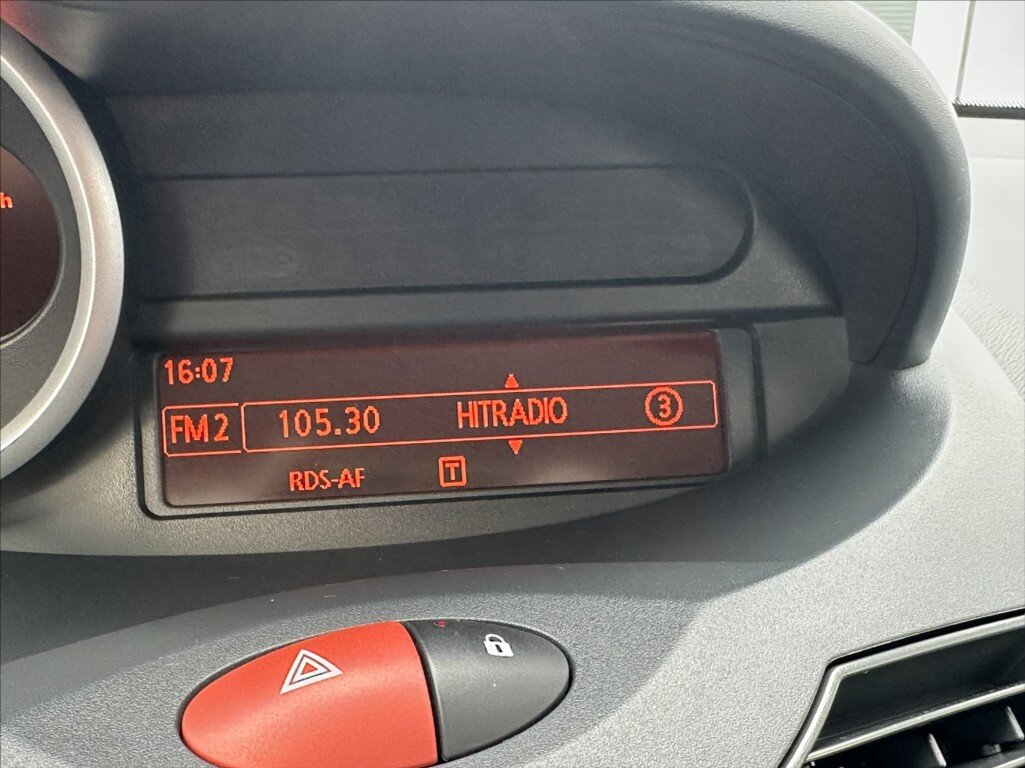 Renault Twingo Hatchback 1,1 l 55 kw