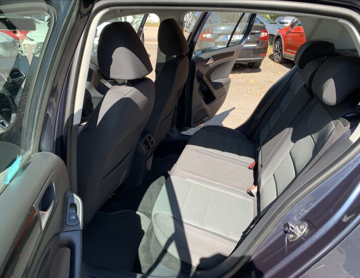 Volkswagen Golf Hatchback 1,2 l 63 kw