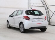 Peugeot 208 Hatchback 1,2 l 81 kw
