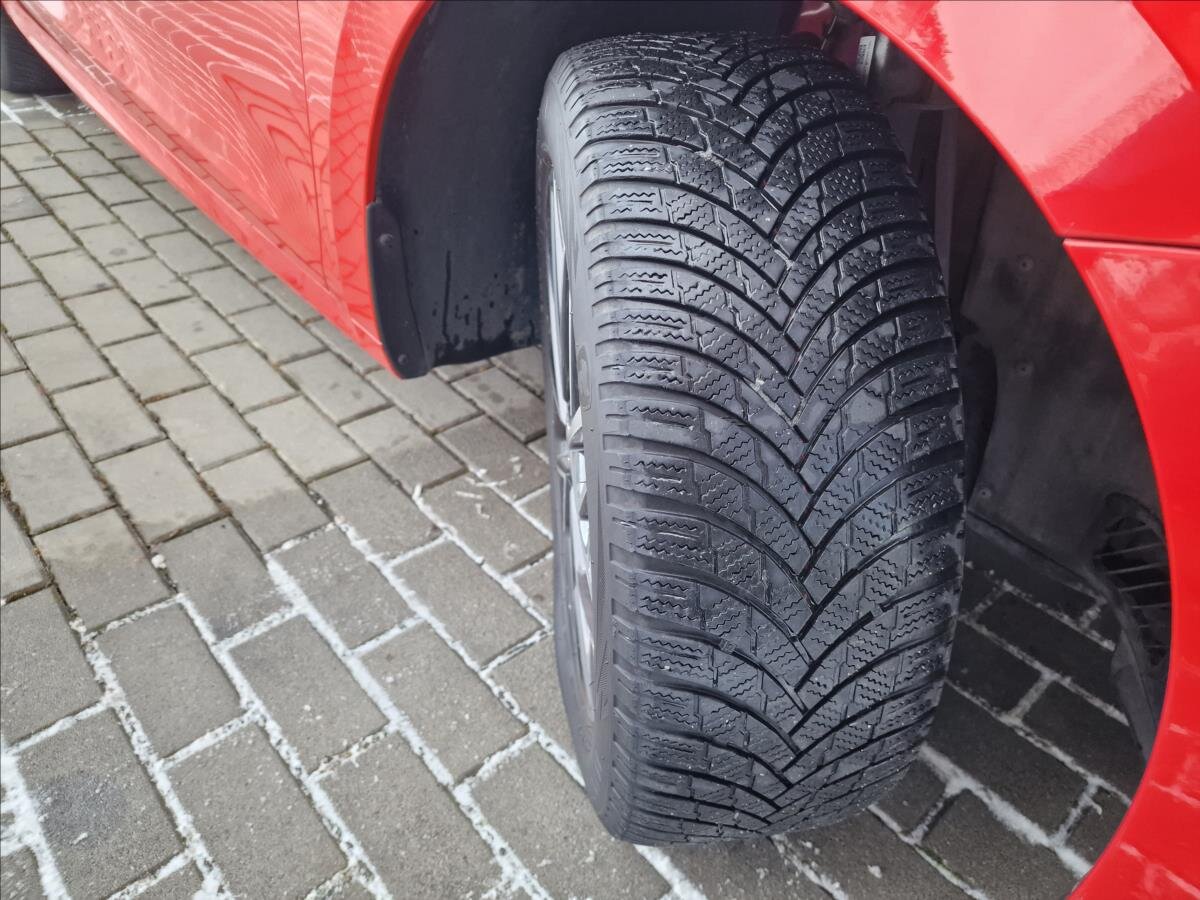 Škoda Octavia Sedan / Limuzína 1,5 l 110 kw