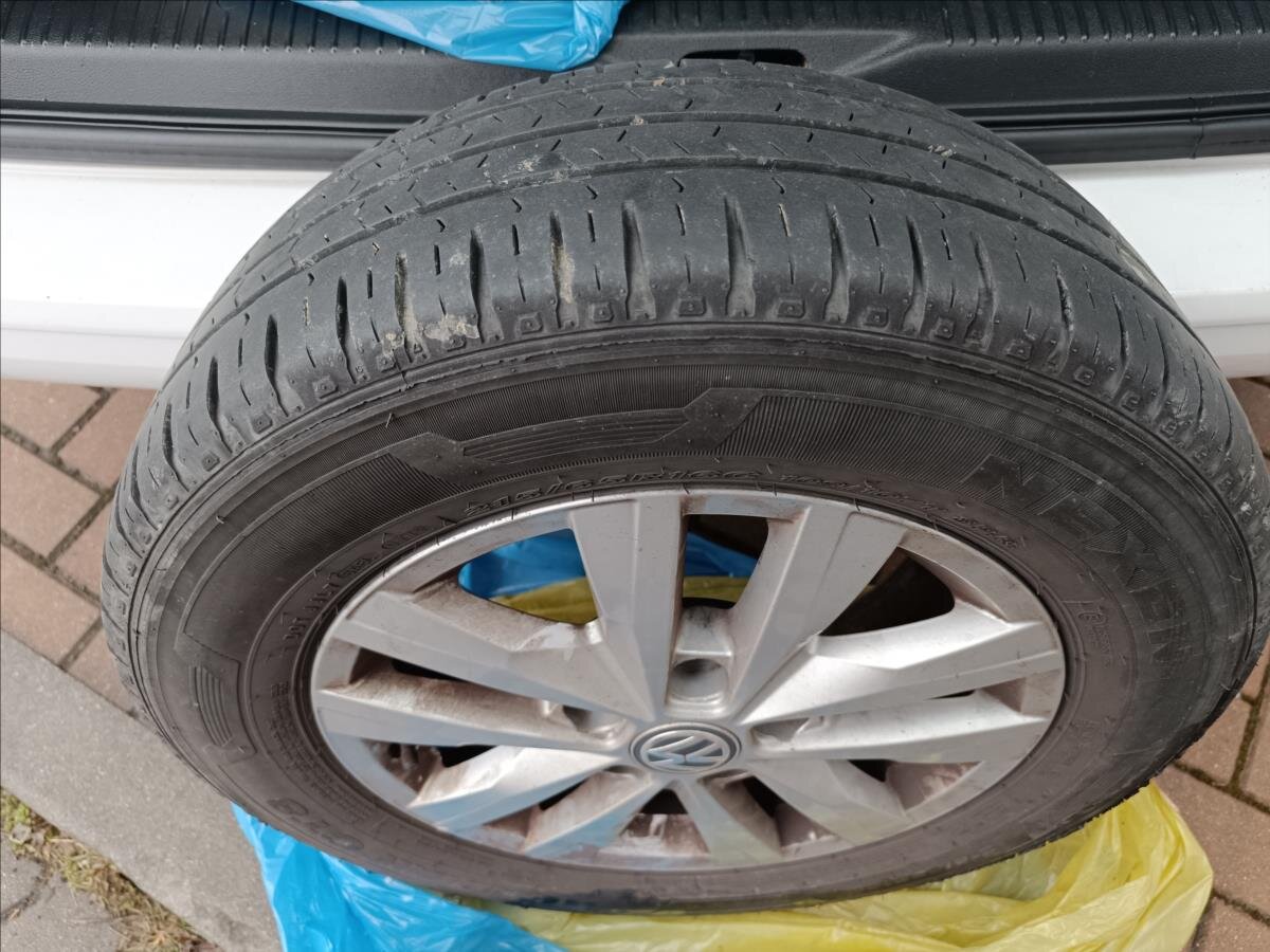 Volkswagen Caravelle MPV 2,0 l 110 kw