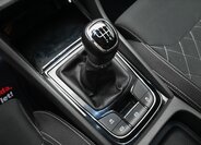 Škoda Karoq SUV / Terénní 1,5 l 110 kw