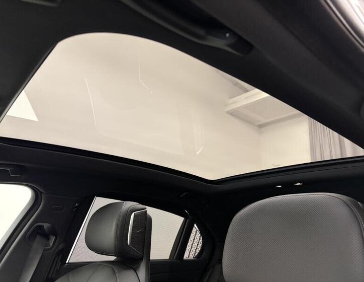 BMW Řada 7 Sedan / Limuzína 3,0 l 220 kw