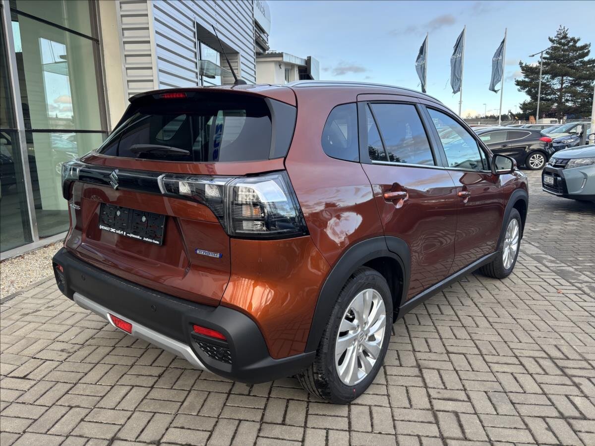 Suzuki S-Cross SUV 1,4 l 81 kw