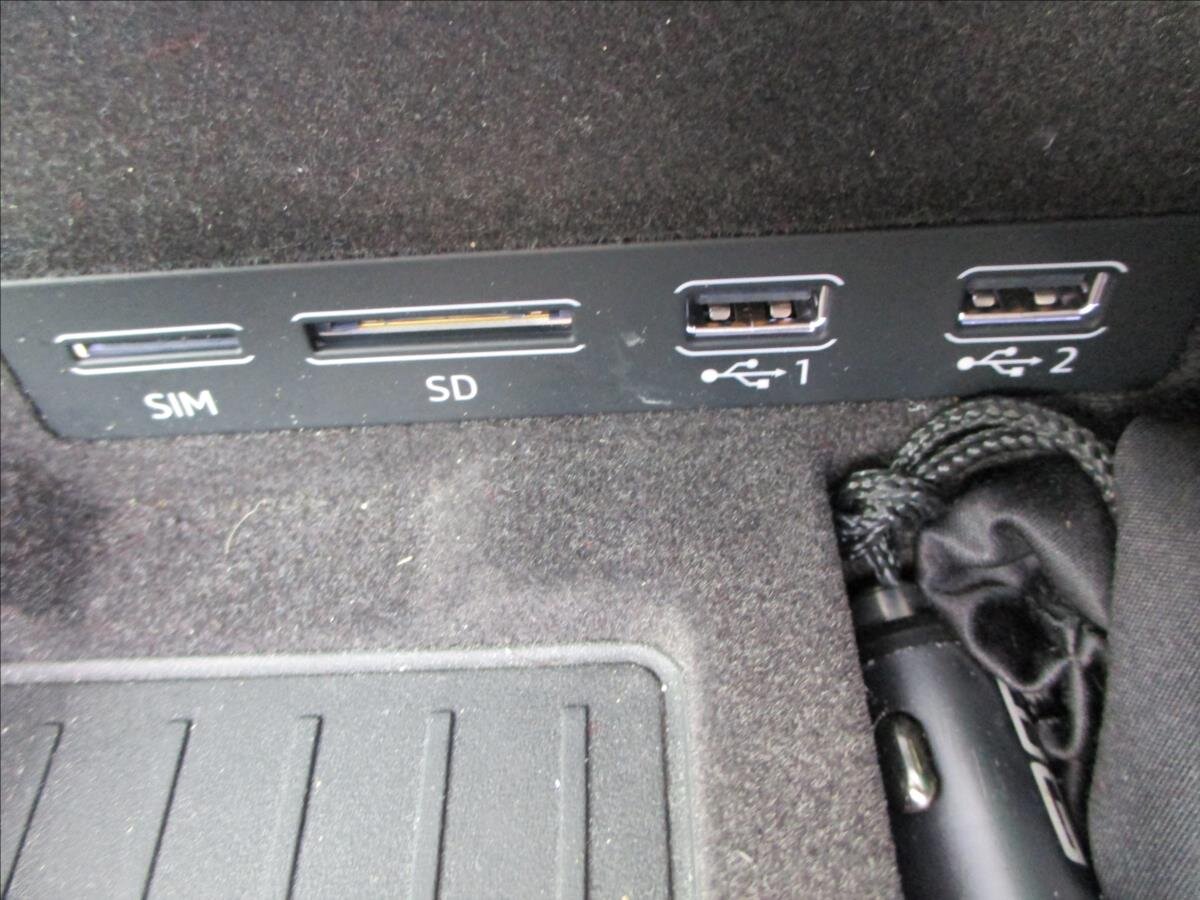 Audi A6 Allroad Kombi 3,0 l 210 kw