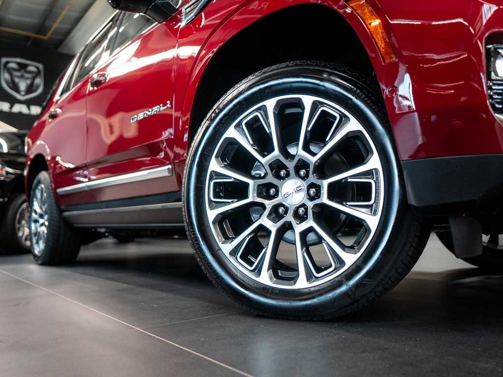 GMC Yukon SUV 6,2 l 313 kw