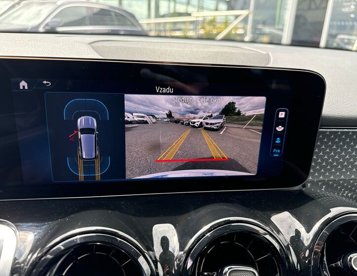 Mercedes-Benz GLB 17