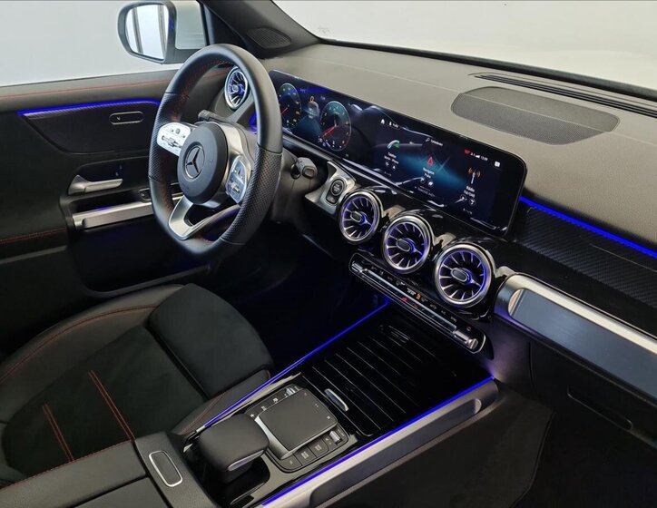 Mercedes-Benz GLB 18