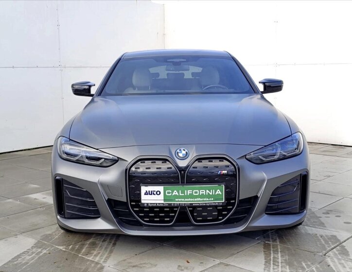 BMW i4 Sedan / Limuzína 0,0 400 kw