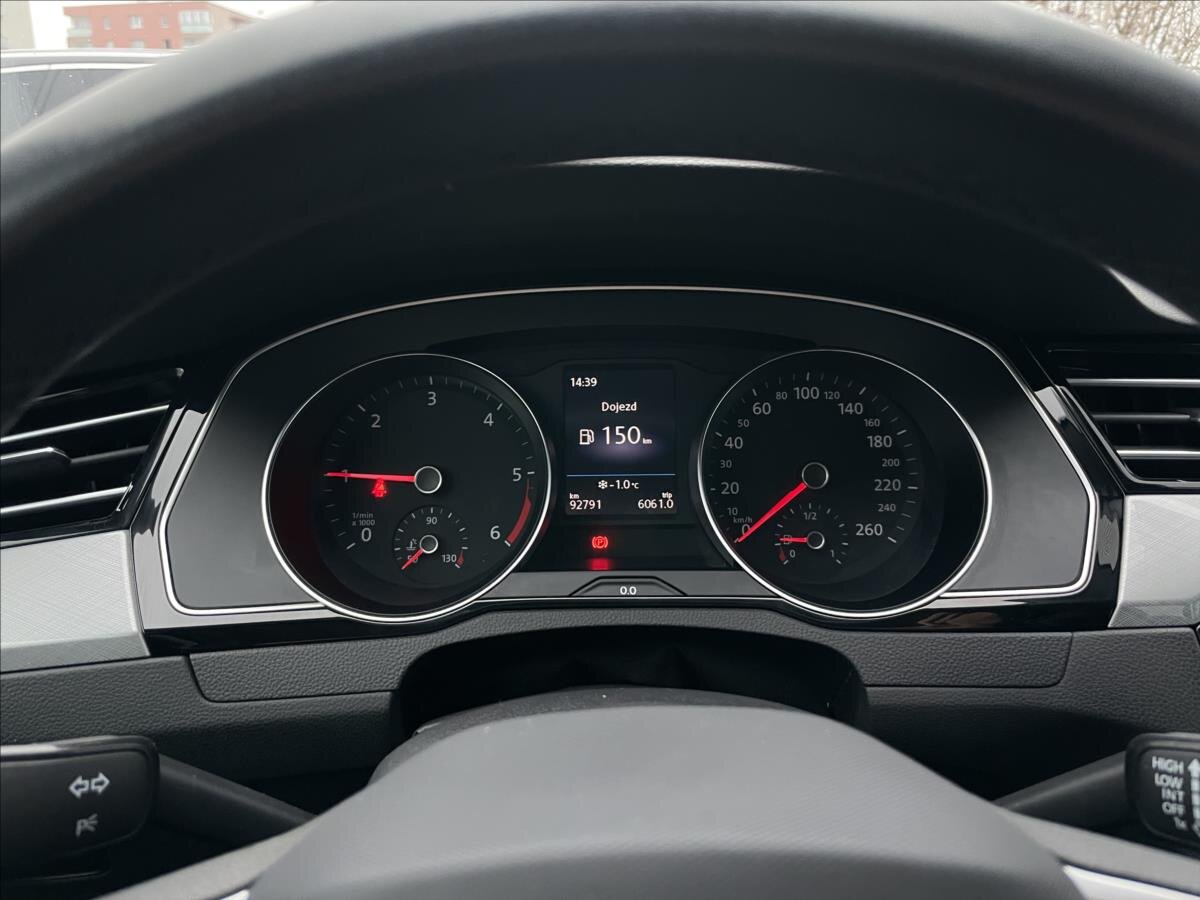 Volkswagen Passat Kombi 2,0 l 110 kw