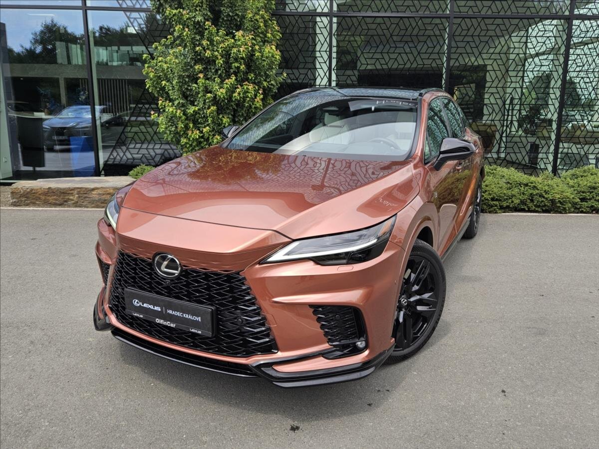 Lexus RX 500h SUV / Terénní 2,4 l 273 kw