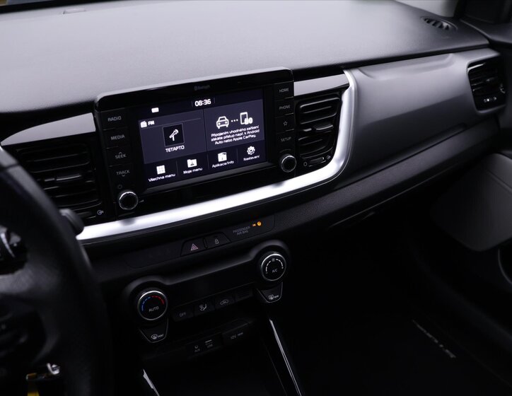 KIA Stonic SUV 998,0 88 kw