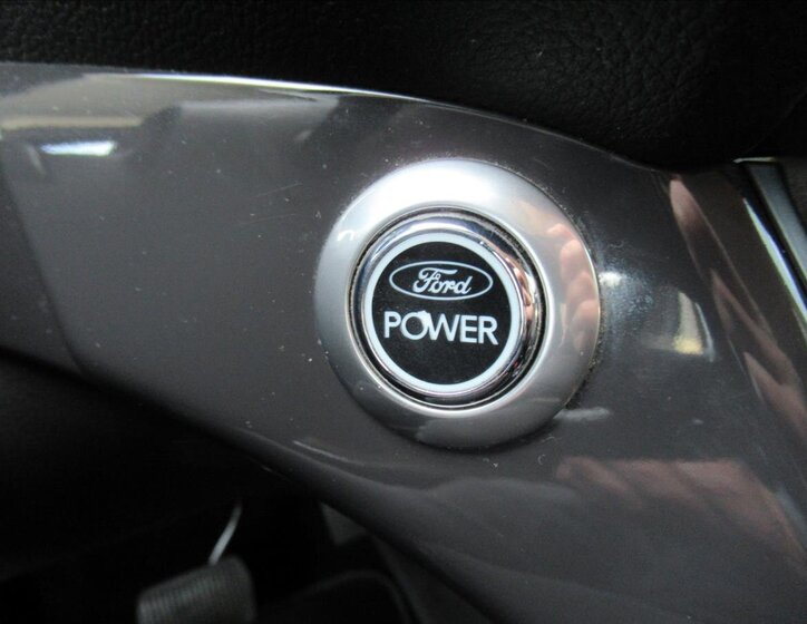 Ford Kuga SUV 2,0 l 103 kw