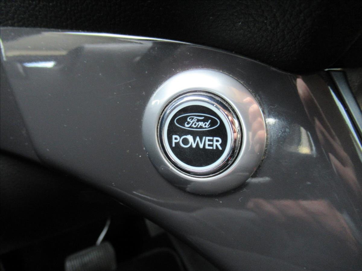 Ford Kuga SUV 2,0 l 103 kw