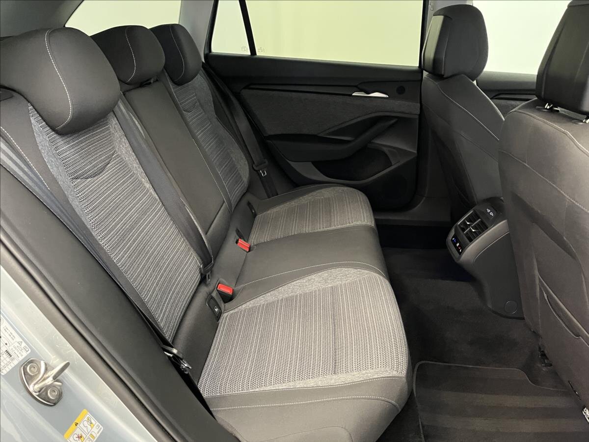 Škoda Superb Kombi 2,0 l 110 kw