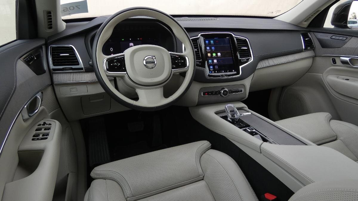 Volvo XC90 SUV / Terénní 2,0 l 173 kw