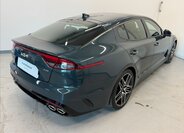 KIA Stinger Liftback 3,3 l 269 kw
