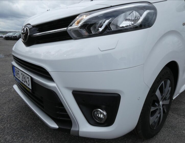 Toyota ProAce Verso Kombi 2,0 l 130 kw