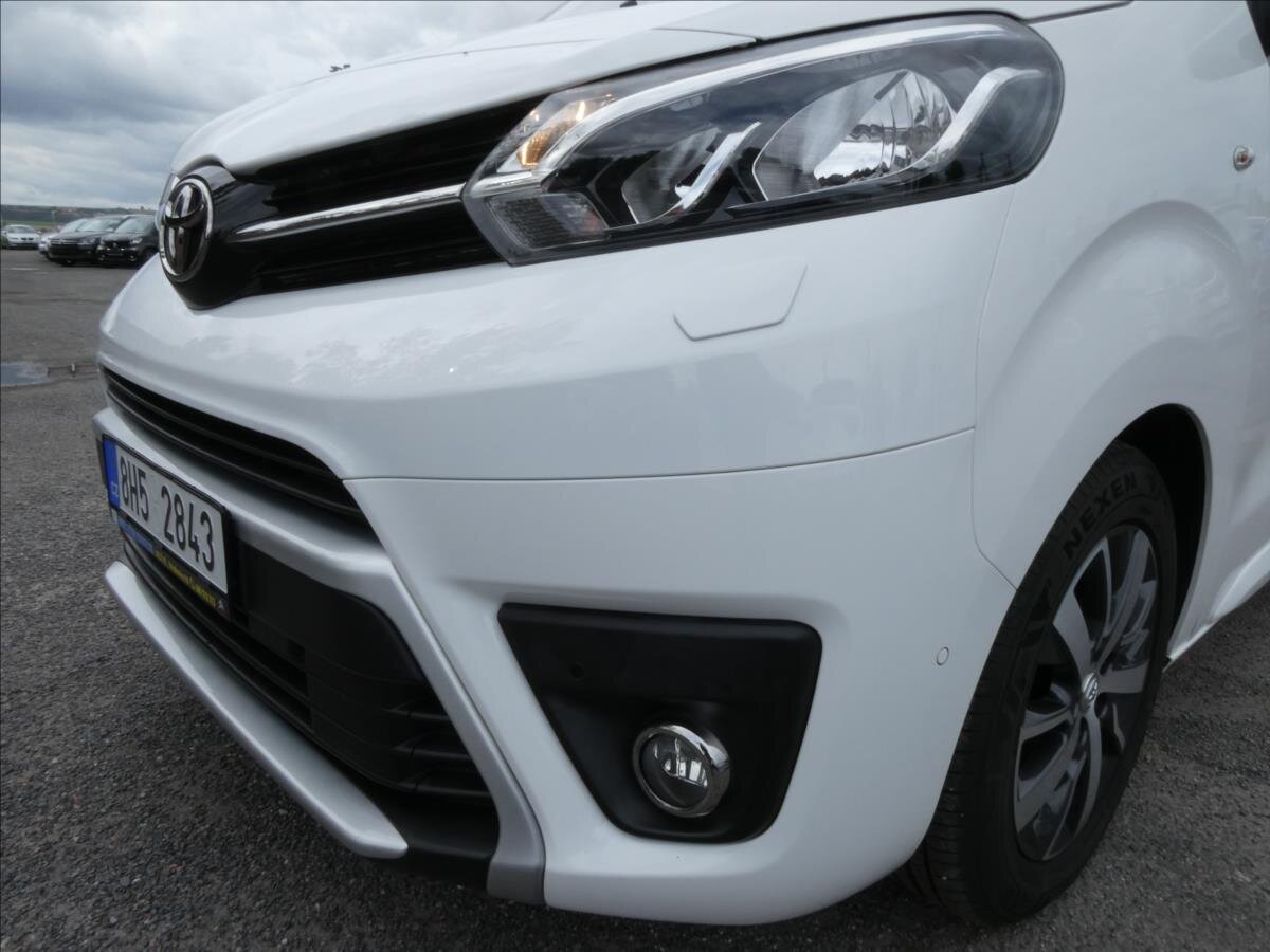 Toyota ProAce Verso Kombi 2,0 l 130 kw