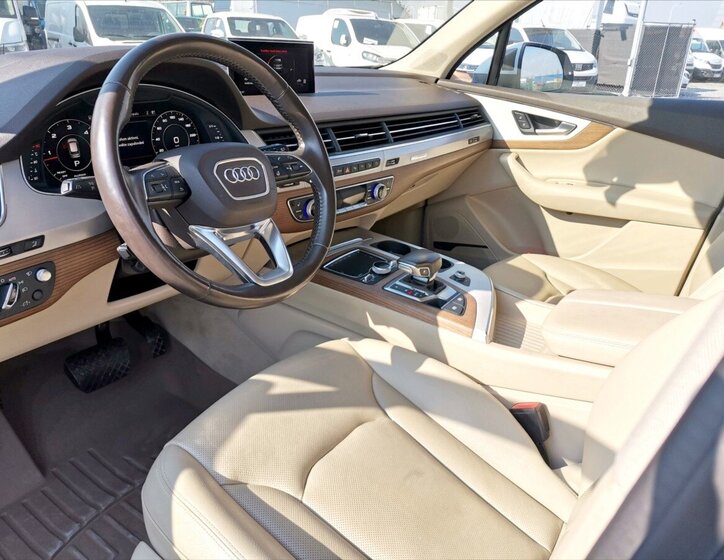 Audi Q7 SUV / Terénní 3,0 l 200 kw