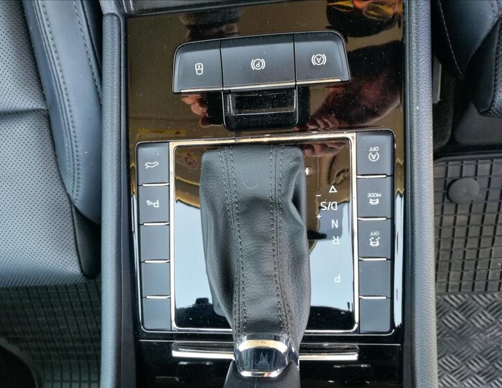 Škoda Superb Kombi 2,0 l 140 kw